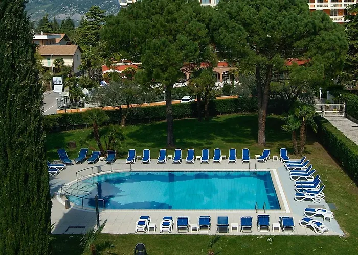 Hotel Gardesana Riva del Garda